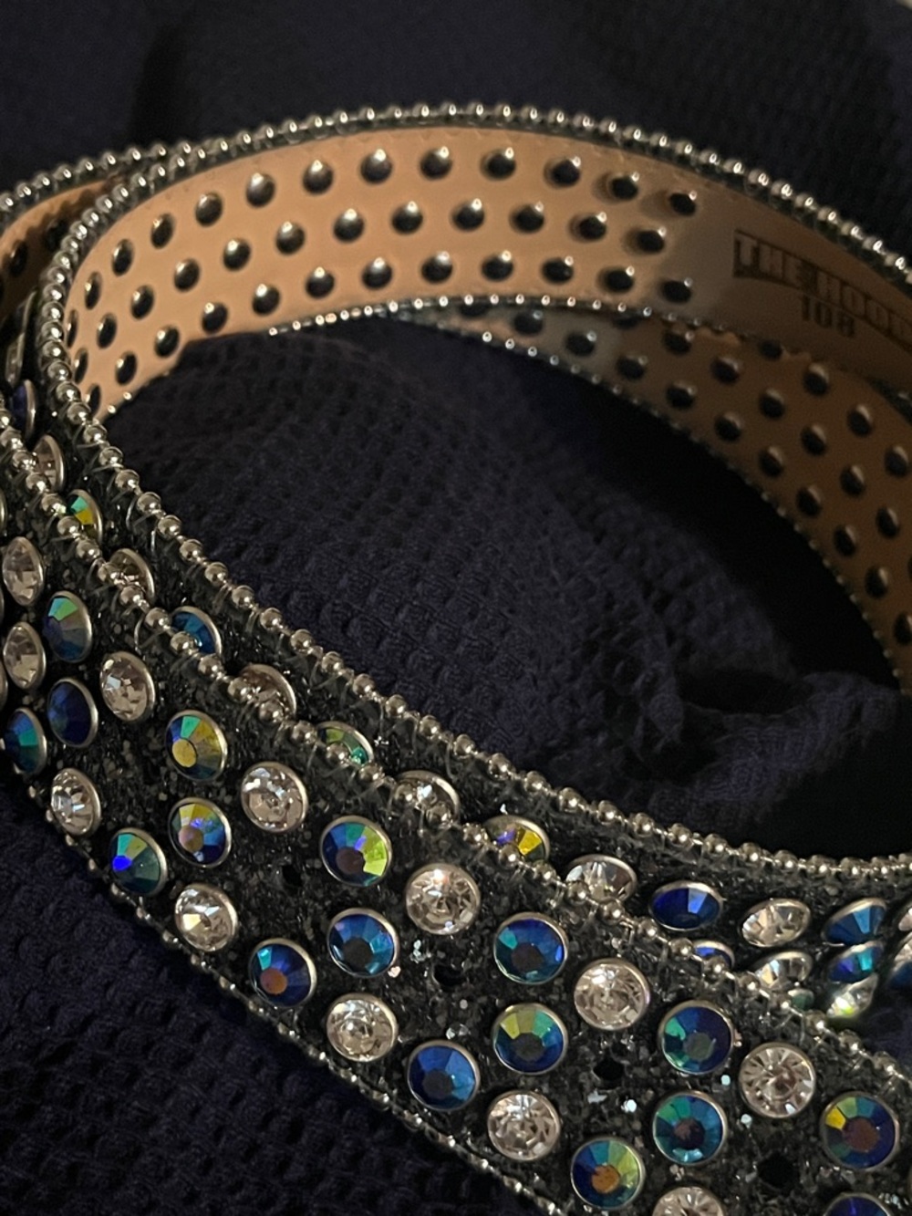 The Hood 108 Crystal-Embellished Blue Accent Women’s Fashion Belt - Picture 8 of 11